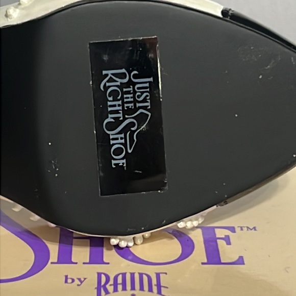 Just the Right  Shoe “Pearl Mule” #25010 (1998) Miniature collectible - Picture 7 of 9